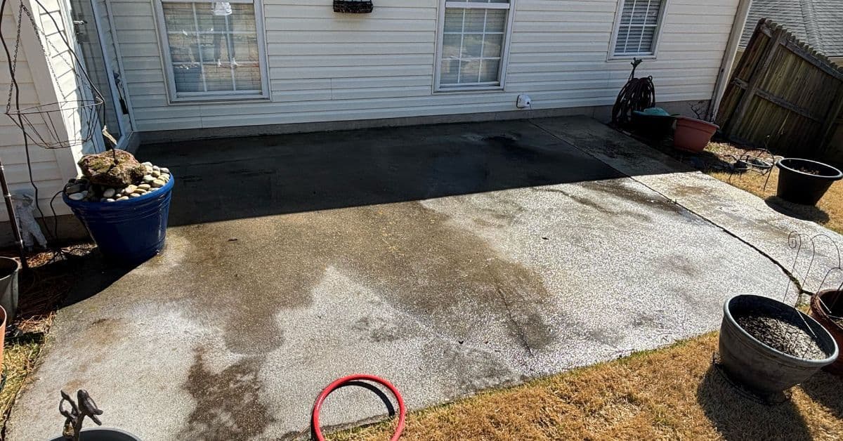 Top 9 Signs It’s Time To Pressure Wash Your Concrete Patio image