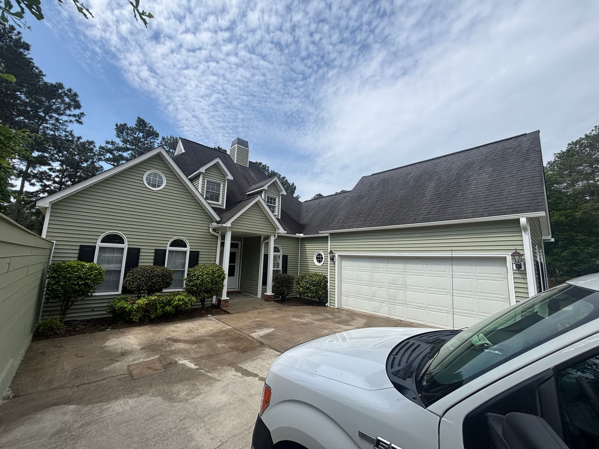 House Soft Wash Done Right in Woodside Plantation image