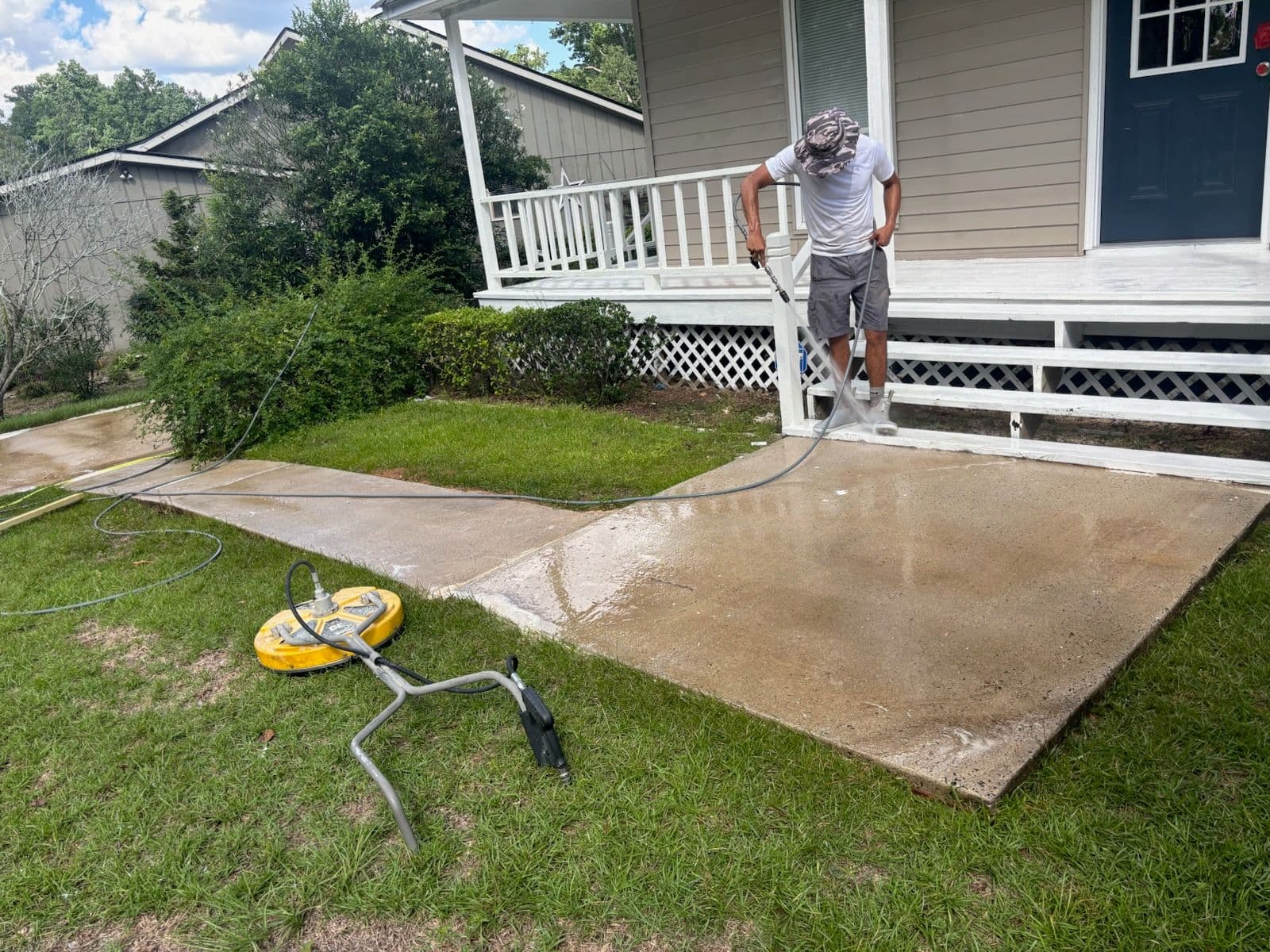 Concrete Cleaning and Pressure Washing Brilliance